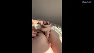 This ass loves masturbation